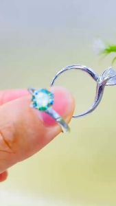 Nhẫn Moissanite Mỹ D/FL màu trắng kiểm định GRA kiểu 4 chấu hoa hồng chủ 6mm Nhẫn bạc nữ xi bạch kim đẹp Nhẫn kim cương nhân tạo moissanite màu xanh thiết kế sang trọng và đẳng cấp - KIM LỘC PHÁT N4CTHH6L