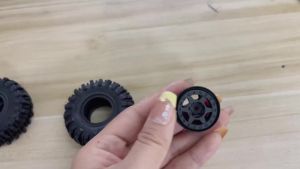 Lốp Cao Su Beadlock RED SPIDER 4 Chiếc 1.0 Inch Dành Cho Xe RC Crawler 1/18 1/24 Traxxas TRX4M Axial SCX24 AX24 FCX24 Nâng Cấp Phụ Tùng Xe Hơi