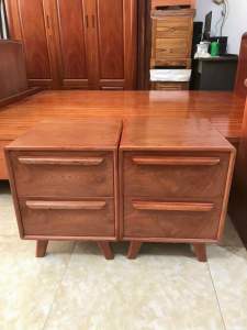 Tủ đầu giường gỗ-Táp đầu giường xoan đào 2 ngăn kéo-kệ đầu giường gỗ tự nhiên