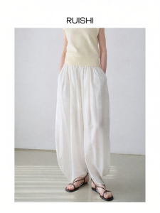 epoque de rueen | Silk Blend Elastic Waist Pleated Pants for Women