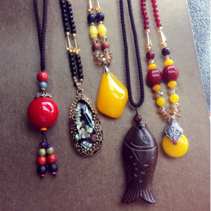 Autumn/Winter Sweater Chain Long Casual Necklace Accessories Womens Shirt Clothing Ornament Pendant Lanyard Pendant Fashion Elegant