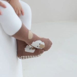 Cute Cartoon socks for babys Non-Slip Gripped Sole infant Crawling Socks for toddler