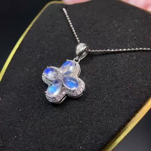 Montagne Jewelry Sterling 925 Silver necklace for Women Four Leaf Clover Design Fine Jewellery Natural 4x5mm Moon Stone Pendant Necklace