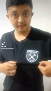 Tampil Keren dengan Kaos Westham United Casual