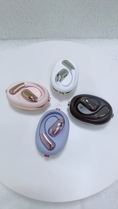 SG【Ready Stock】Travel-Ready Translator Earbuds AI Intelligent Voice Translation Earphones Simultaneous Interpretation Stylish AI Translator Earbuds