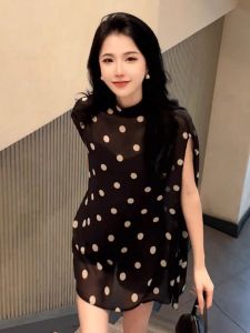 เสื้อเชิ้ตแขนกุดลายจุดบางสบายๆ สำหรับผู้หญิงในช่วงฤดูร้อนปี 2025 ผ้าโพลีเอสเตอร์ระบายอากาศได้ดี ทรงหลวม ทรงหลวม ทรงหลวม