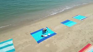 200*210cm Sandproof Beach Blanket Waterproof Beach Mat Portable Lightweight Picnic Blanket Camping Mat For Travel Hiking Sports