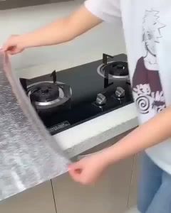 [HCM] Cuộn 2m Giấy Decal Bạc Dán Bếp Tráng Nhôm Cách Nhiệt Chống Dầu Mỡ Khổ -Hesede