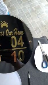 8 inch Personalized House Plate/signage/marker/Acrylic Circle Shape