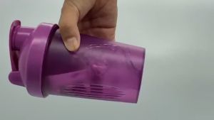 แก้วน้ำ กระบอกเชค กระบอกน้ำ แก้วน้ำโปรตีน กระบอกเชค เขย่าเวย์ แก้วชงโปรตีน (ของแถม สำหรับลูกค้า คละสี คละแบบ)