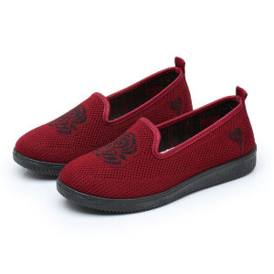 Breathable Comfortable Soft Bottom Slip-On Casual Shoes for Women Beijing Old Style Fabric Shoes Versatile Mom Shoes Easy to Wear