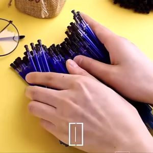 50 แท่งกระจาย ไส้ปากกา เจลลบได้ 0.5มม กําจัดความร้อน สำหรับผู้ที่ช่วยเหลือ