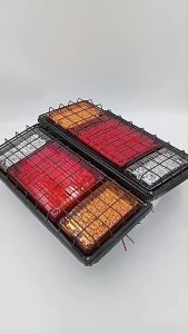 ไฟท้าย NPR 3 ตอน LED (ขายเป็นคู่) มาพร้อมตะแกรง มีให้เลือกทั้ง12โวลต์และ24โวลต์