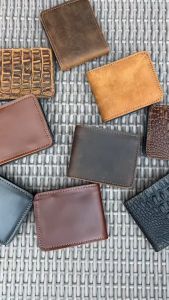 กระเป๋าสตางค์หนังแท้ ทำจากหนังวัว สำหรับผู้ชาย รุ่นหนา ผลิตจากโรงงานไทย ราคาถูก