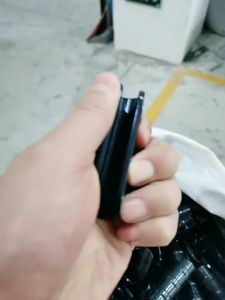 22mm ล็อคพลาสติก คลิปล็อควัสดุเอบีเอส รูปร่างกลาง | คลิปล็อคพลาสติ 22mm ควายาว 6.1ซม จากพลาสติกอัลลอยด์ รถใช้งานร่างกาย รูปร่างกลาง