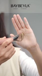 BAYBEYLA Large Tongue-Shaped Foundation Brush B01