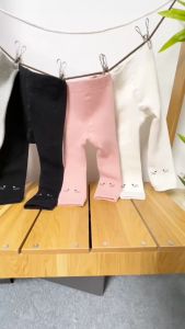 Quần tất cho bé gái len xù 9 tháng đến 4 tuổi thêu mèo co giãn ấm ấp dễ thương