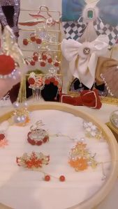 Kẹp tóc nữ kim loại đính đá sang trọng họa tiết nhung đỏ hot trend nhiều kiểu dáng