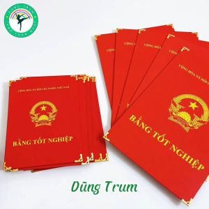 Bằng Tốt Nghiệp Các Cấp Dùng Chụp Hình Kỷ Yếu Chất Liệu Gỗ Cứng Bền Đẹp