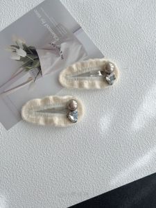 กิ๊บติดผมถักนิตติ้งสีขาวประดับคริสตัล ทรงหางปลา รูปตัว T สุดน่ารัก กิ๊บติดผมแบบมีสายคาดข้าง ชุบทองสำหรับฤดูใบไม้ร่วงและฤดูหนาว