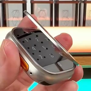 Kính Cường Lực Khung Viền Titanium Kai.N TitanGlass Cho Apple Watch Ultra - Hàng Chính Hãng