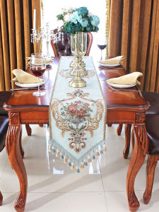 Elegant European Style Table Flag Wedding Decoration Long Strip Tea Table Cloth Curtain Plant Floral Patterned Table Napkin