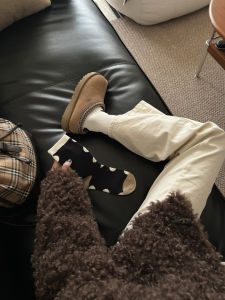 ถุงเท้าออกแบบศิลปะนามธรรมสําหรับผู้หญิงผ้าฝ้ายแท้สูงถึงเข่าเหมาะสําหรับรองเท้าบู๊ตหิมะและรองเท้ากีฬา