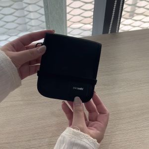 Pacsafe RFIDSAFE V100 BIFOLD WALLET ANTI THEFT กระเป๋าสตางค์ กระเป๋ากันขโมย