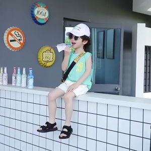 Sepatu Sandal Anaksepatu Kain Bernapas Warna Solid Kain Jala Lembut Tidak Melukai Kaki Anda
