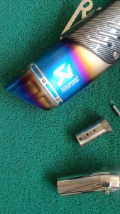 Yamaha R15 V3 Stainless Elbow on Akrapovic K10 with Silencer