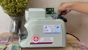 Máy đếm tiền xinda 2166L kiểm tiền giảphân loại mệnh giá 2025new