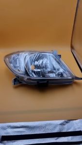 ไฟหน้า วีโก้ ปี 2008-2011 โตโยต้า โคมไฟหน้า และ วิโก้ ไฟมุมสีขาว ใส่กับสีส้ม ที่ได้รับการจัดส่งจาก VIGO TOYOTA