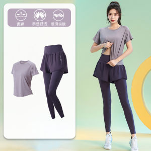 Lightweight Breathable Womens plus Size Fitness Suit Spring Summer Loose Yoga Shorts Sleeve Jumping Exercise Fitness Clothes