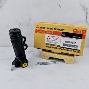 MASTER KOPLING BAWAH KOMPLIT MITSUBISHI TRITON 2.5 2500CC MR980832