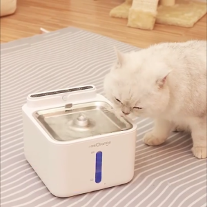 GREENPETS Smart Pet Water Dispenser Wireless Cat Water Fountain180 Days 3L Auto Water Needed Ultra-Quiet 3L Large Capacity Suitable for Cats & Dogs