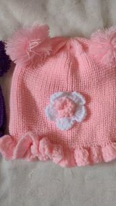 Topi Kupluk Bayi Perempuan Pompom Bunga Rajut Usia 1 Bulan Sampai 3 Tahun