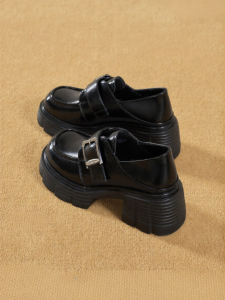 Josiny | Warm Lined Black Loafers