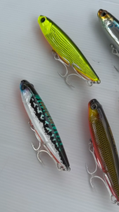 เหยื่อปลอม Northcoast Yamitsu 110F น้ำหนัก 20 กรัม ขนาดเบ็ด3ทางBkk 1/0