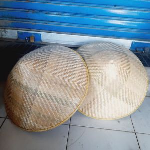 Topi Caping Anyaman Bambu Diameter 45 Cm