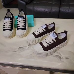 Sneakers Nữ Bata Canvas Cột Dây Đế Bằng Kẻ Sọc Phong Cách Trơn Mũi Tròn 4P XZL-201