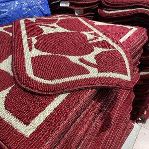 Carpet Mat Anti-Slip Machine Washable Kitchen Entrance Rug Circular Shape Polypropylene Material Red Apple Design Home Decor