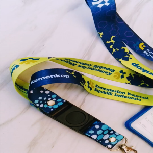 Lanyard Gantungan Tali Id Card Kementerian Koperasi & Frame Holder Tempat Id Card