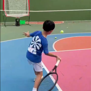 PUSUN PB-MINI Professional badminton serving machine. Precise serving a must-have for improving your skills. Multiple modes can meet different training needs. Quickly improve your badminton level.