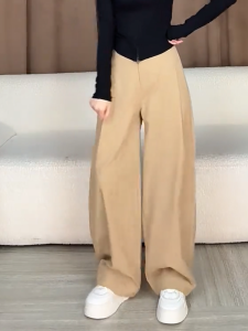 MANMI | Relaxed Wide Leg High Waisted Trouser Khaki