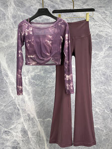 ชุดโยคะผู้หญิงแขนยาวเซ็กซี่พร้อมแผ่นเสริมหน้าอกแบบอเนกประสงค์สุดหรูหรา ชุดโยคะผ้าตาข่ายฤดูใบไม้ผลิและฤดูใบไม้ร่วง