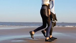 Sepatu Hiking Sepatu Pantai Sepatu Air Sepatu Tracking Sepatu Renang Sepatu Trekking Wanita Dan Pria