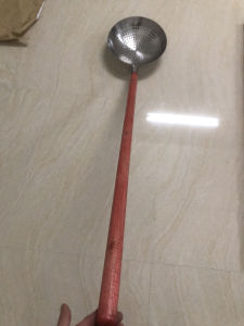 Thickened Stainless Steel 304 Kitchen Utensil with Wood Handle Pear Wood Grain Sieve Spoon Restaurant Quality with Hook