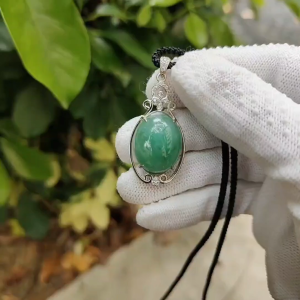 Wood Element Jade Pendant 🌱- Urban Energy Harmonizer (Sku: s925p8)