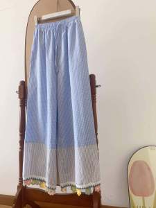 กางเกงขายาวทรงหลวมเอวสูงลายสก็อตผ้าฝ้ายแท้ กางเกงขายาวทรงหลวมลายดอกไม้สีน้ำเงินสไตล์ชาติพันธุ์สำหรับผู้หญิง