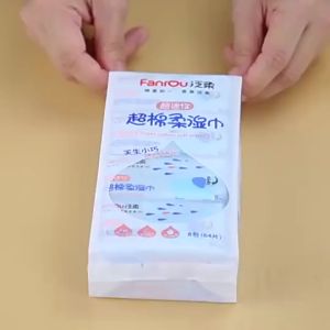 Tisu Basah Mini 1 Pax isi 8 Tissue Basah Travel Wet Wipes 64 Helai